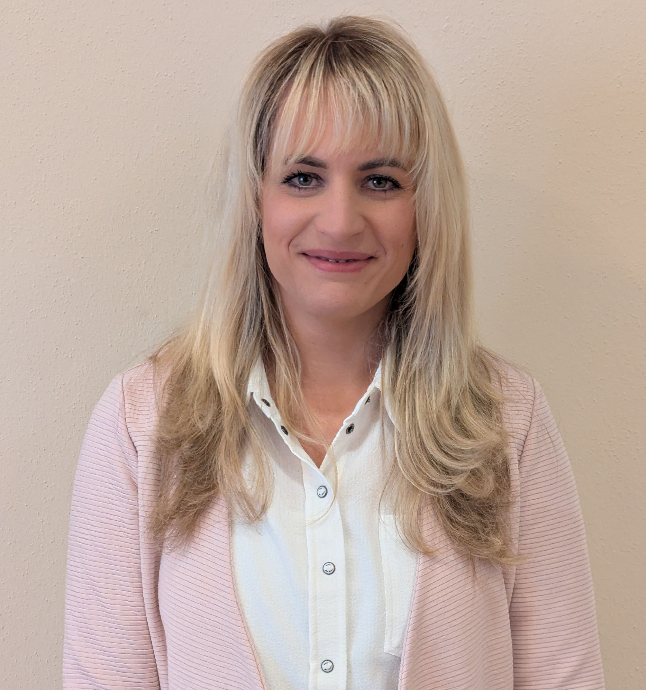 Frau Tatiana Suruceanu